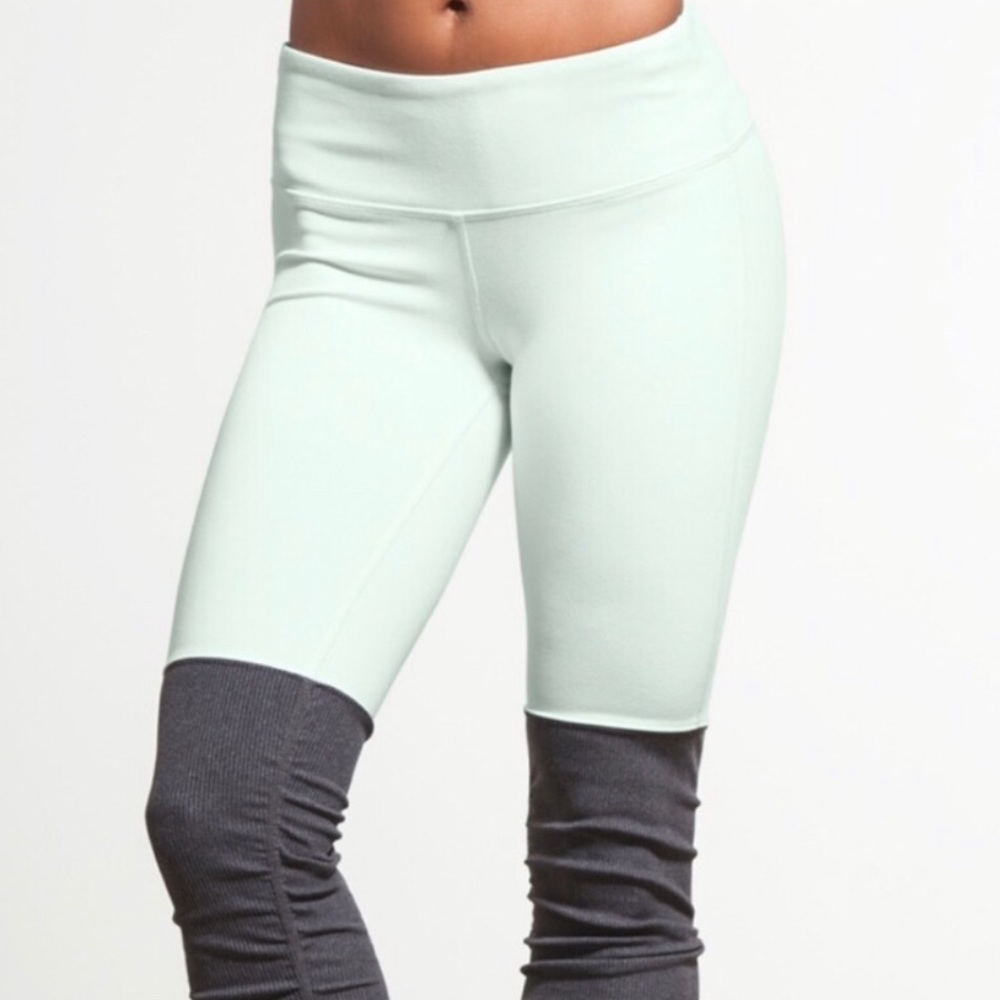 Alo Goddess Leggings in Mint and Charcoal